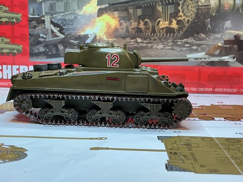 Airfix sherman firely - airfix, vc
