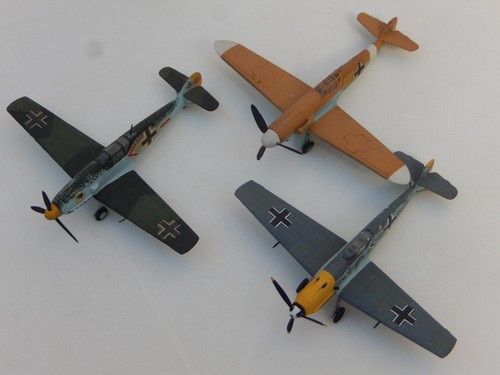 Scale assembled made - 1:72,