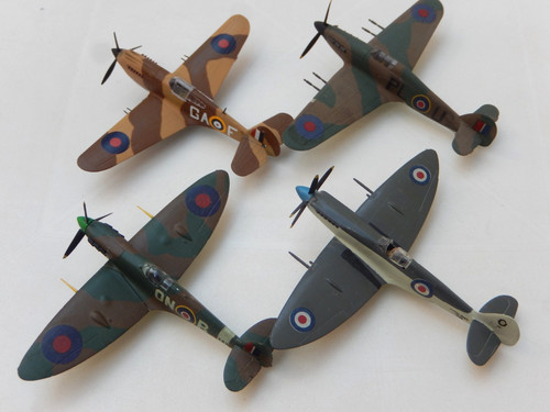 Vintage scale assembled - 1:72,