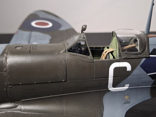 Spitfire airfix model - spitfire, 1/24