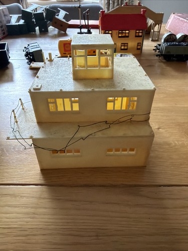 Airfix vintage airport - vintage,