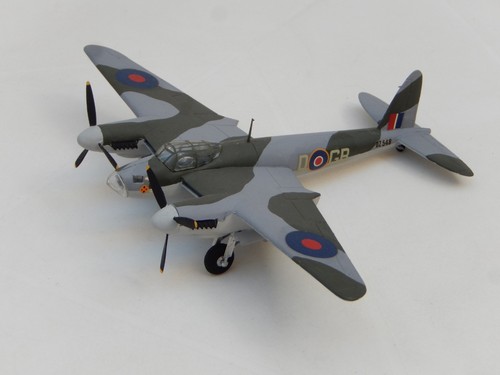 Assembled made model de - 1:72,